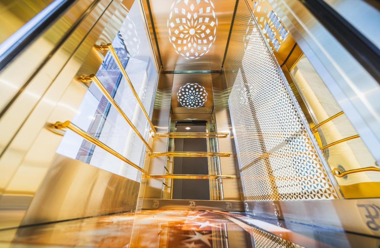 Hotel Residence Plaza Tbilisi ภายนอก รูปภาพ