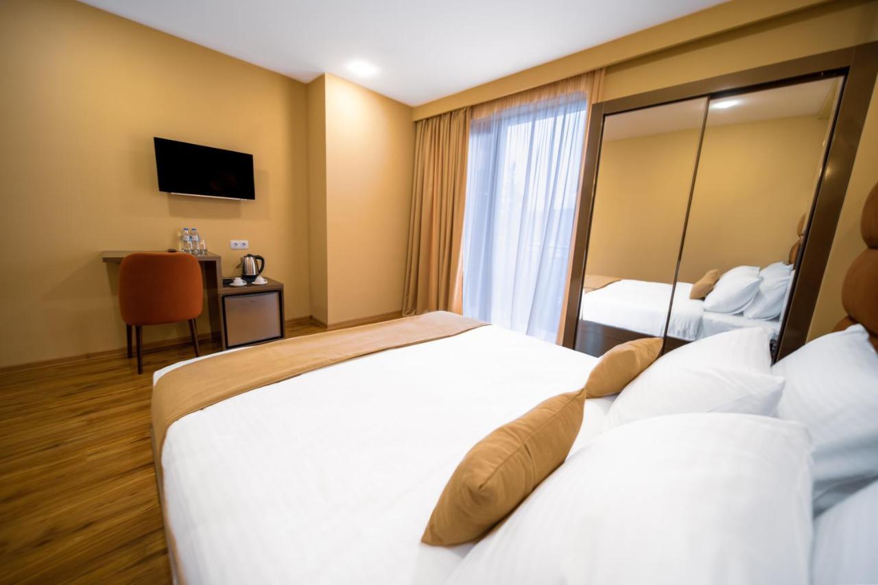 Hotel Residence Plaza Tbilisi ภายนอก รูปภาพ